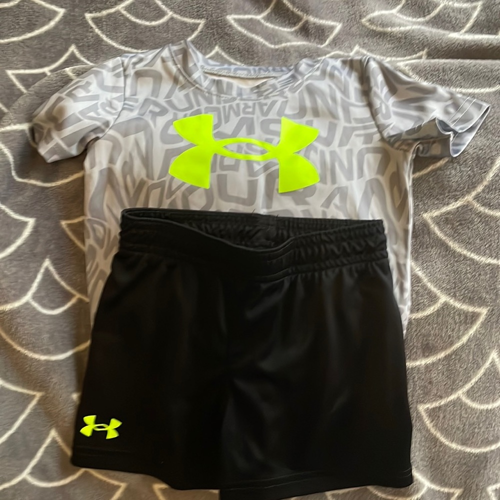 Infant Under Armour set